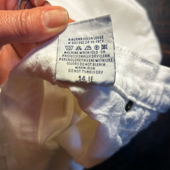 Versace Jeans Couture white denim high waisted Mom jeans. Size 32 - Picture 8 of 15